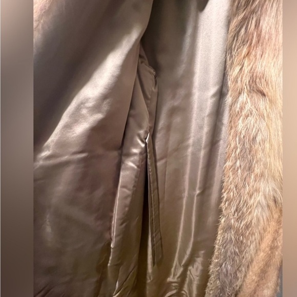 Stunning Women’s Full-Length Red Fox Coat with Weasel Collar - Size 12 - Picture 9 of 9